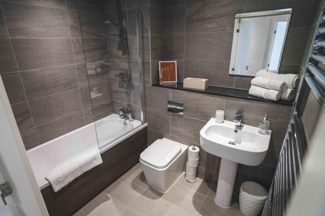 Modern 1-Bed Apartments - New - City Centre - Free Wi-Fi - Sheffield Eksteriør billede